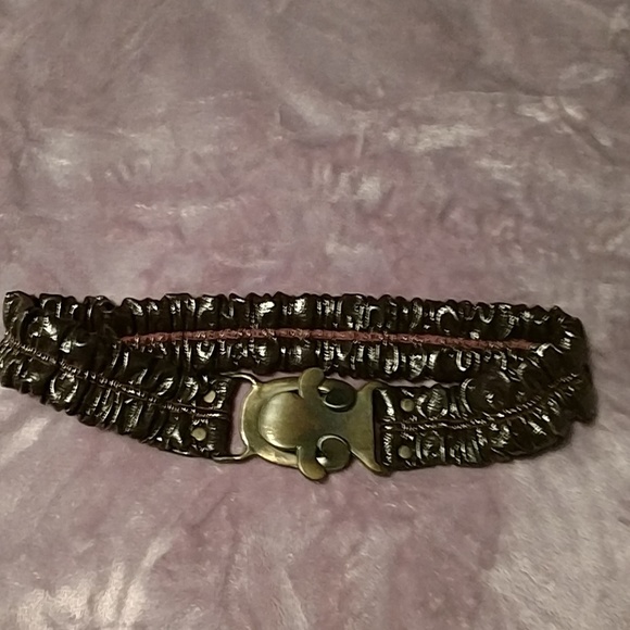 Stylish Accent Belt - Picture 3 of 5